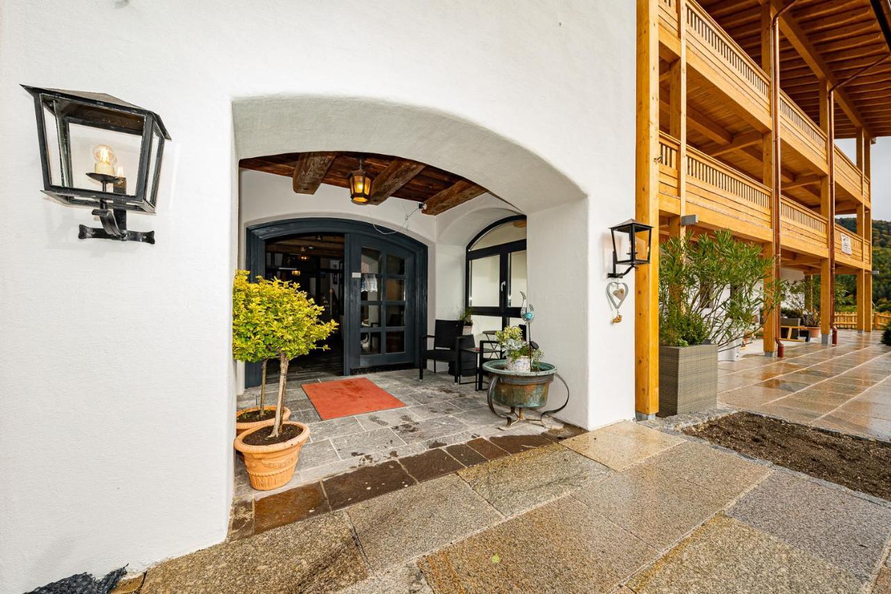 Berghotel & Chalets Adersberg Chiemgau Card Kostenfrei Grassau  Eksteriør billede